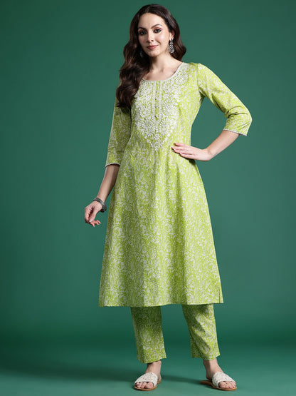 Dhiyona IE Women Paisley Embroidered Pure Cotton Kurta with Trousers