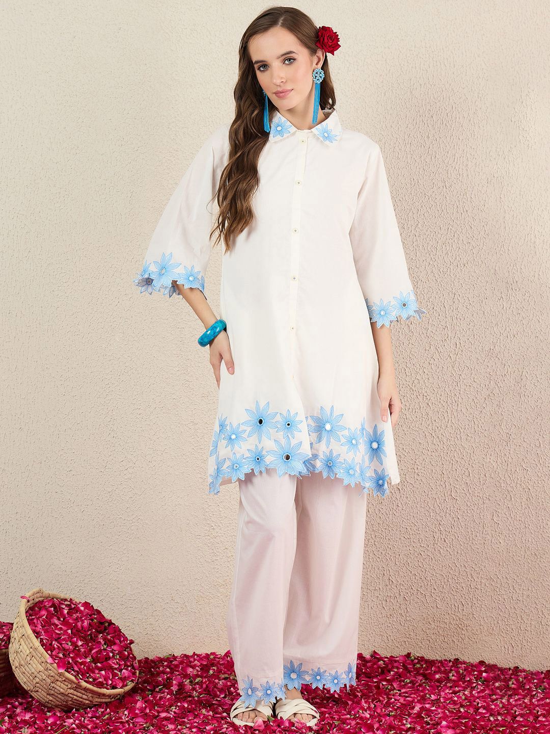 Women Solid Embroidered Cotton Kurta with Palazzos