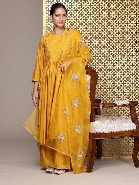 Dhiyona PD Women Yoke Design Thread Work Jashn Kurta & Palazzos With Dupatta