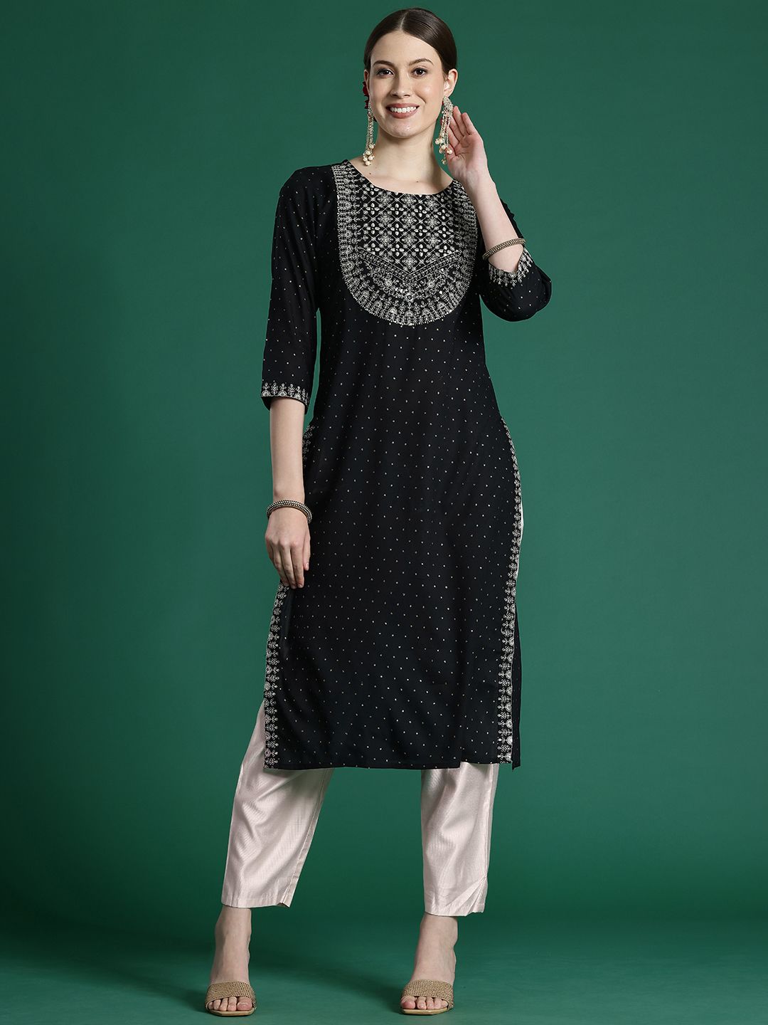 Dhiyona IE Embroidered Sequinned Kurta