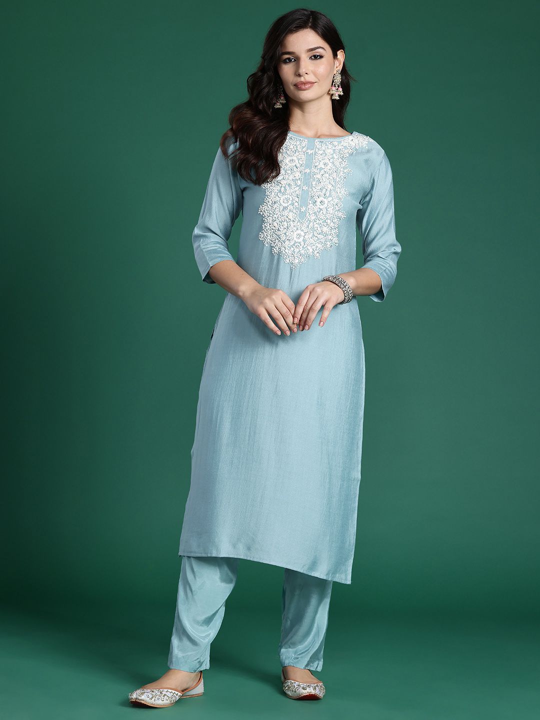 Dhiyona IE Women Ethnic Motifs Yoke Design Regular Thread Work Kurta with Trousers