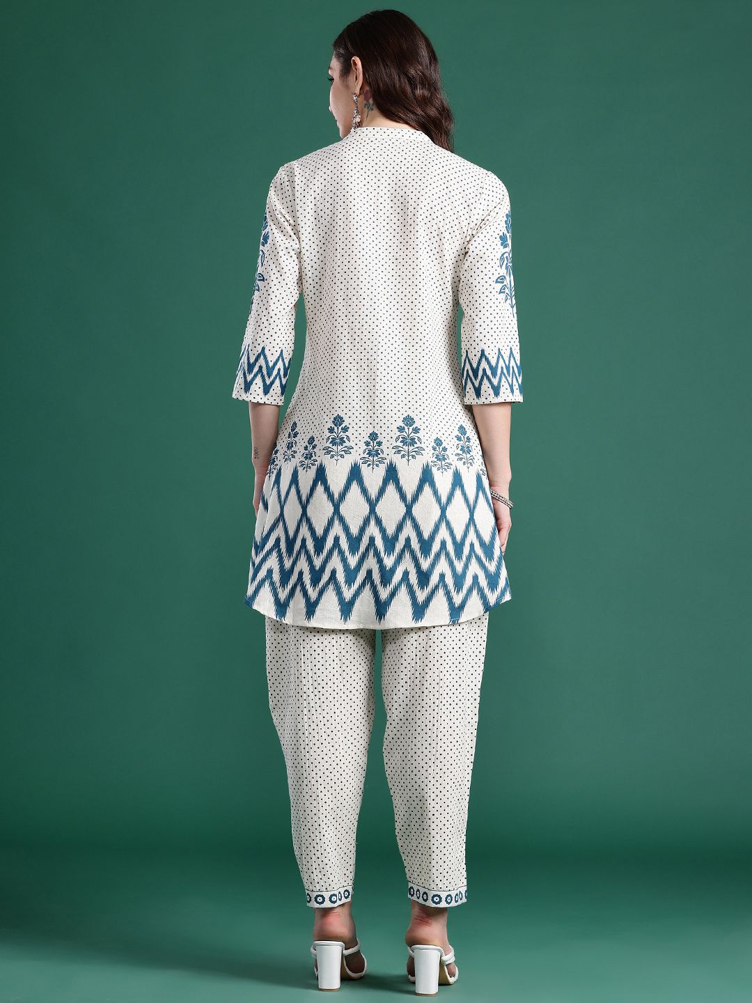 Printed Kurta with Trousers