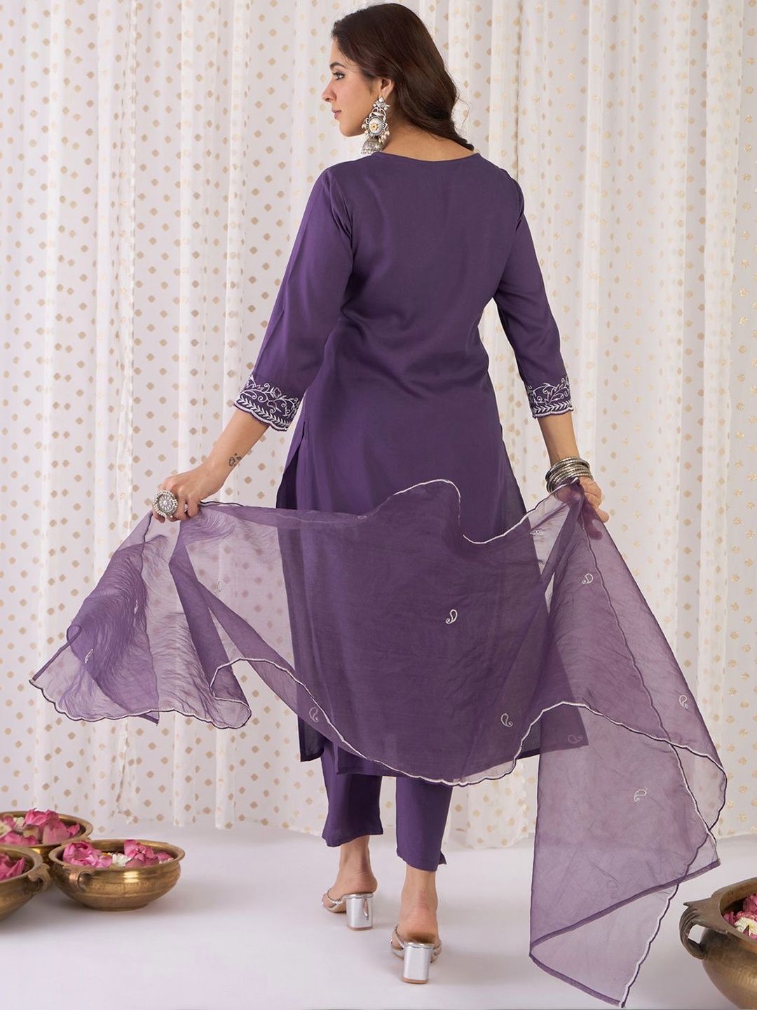 Women Ethnic Motifs Embroidered Regular Thread Work Kurta with Trousers & With Dupatta