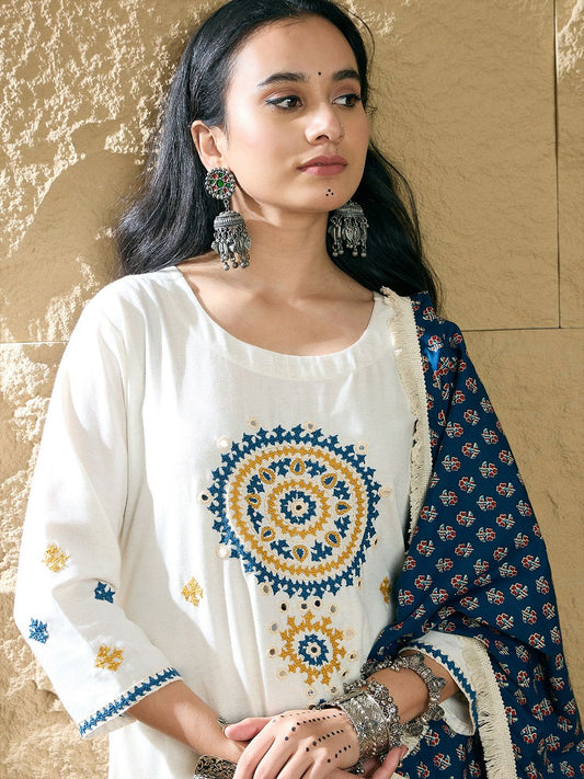 Dhiyona IE Women Ethnic Motifs Embroidered Regular Mirror Work Kurta with Trousers & With Dupatta