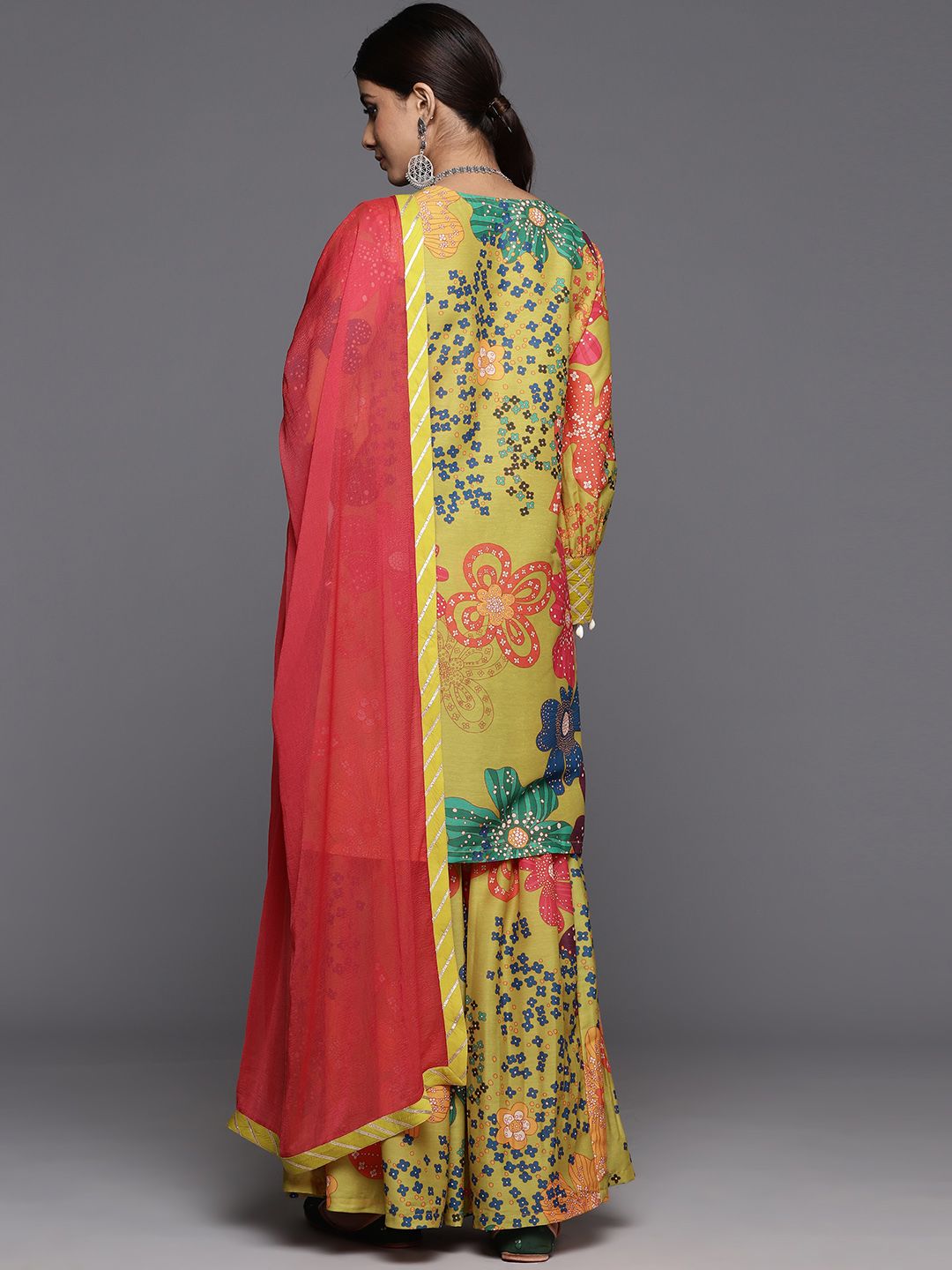 Dhiyona VA Women'sPrinted Regular Sequinned Kurta with Sharara & Dupatta
