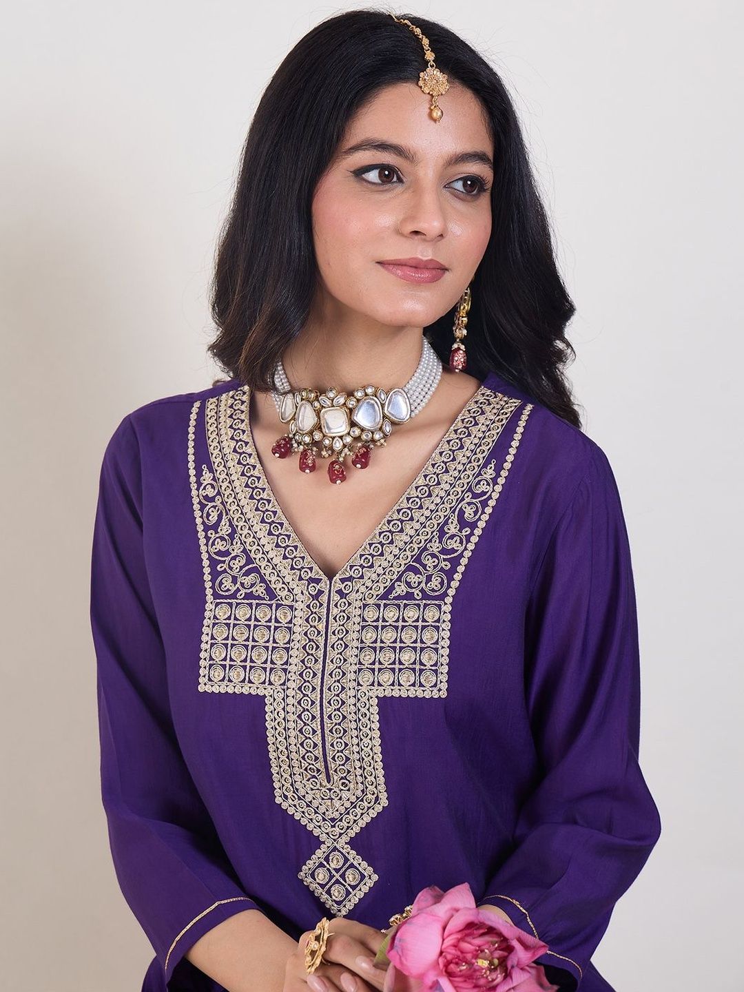 Ethnic Motifs Embroidered Thread Work Kurta With Trouser