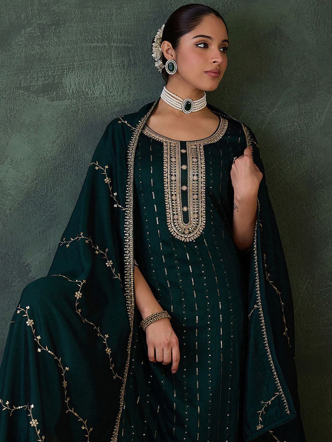 Women Ethnic Motifs Regular Sequinned Kurta with Trousers & With Dupatta