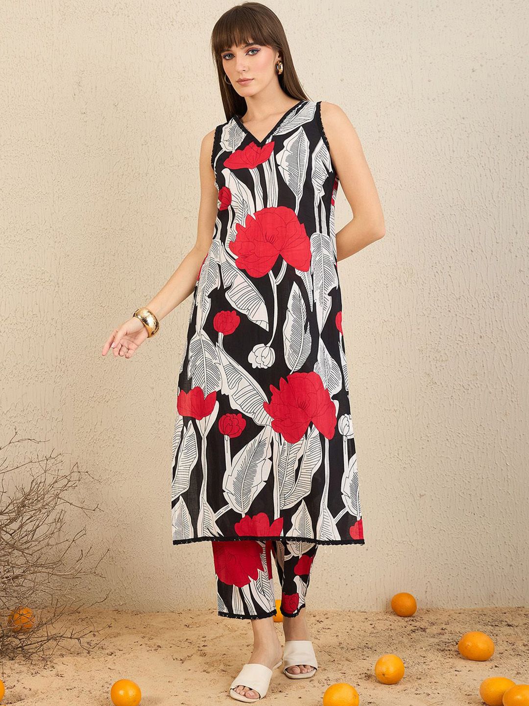 Dhiyona IE Floral Printed Pure Cotton Straight Kurta With Trousers