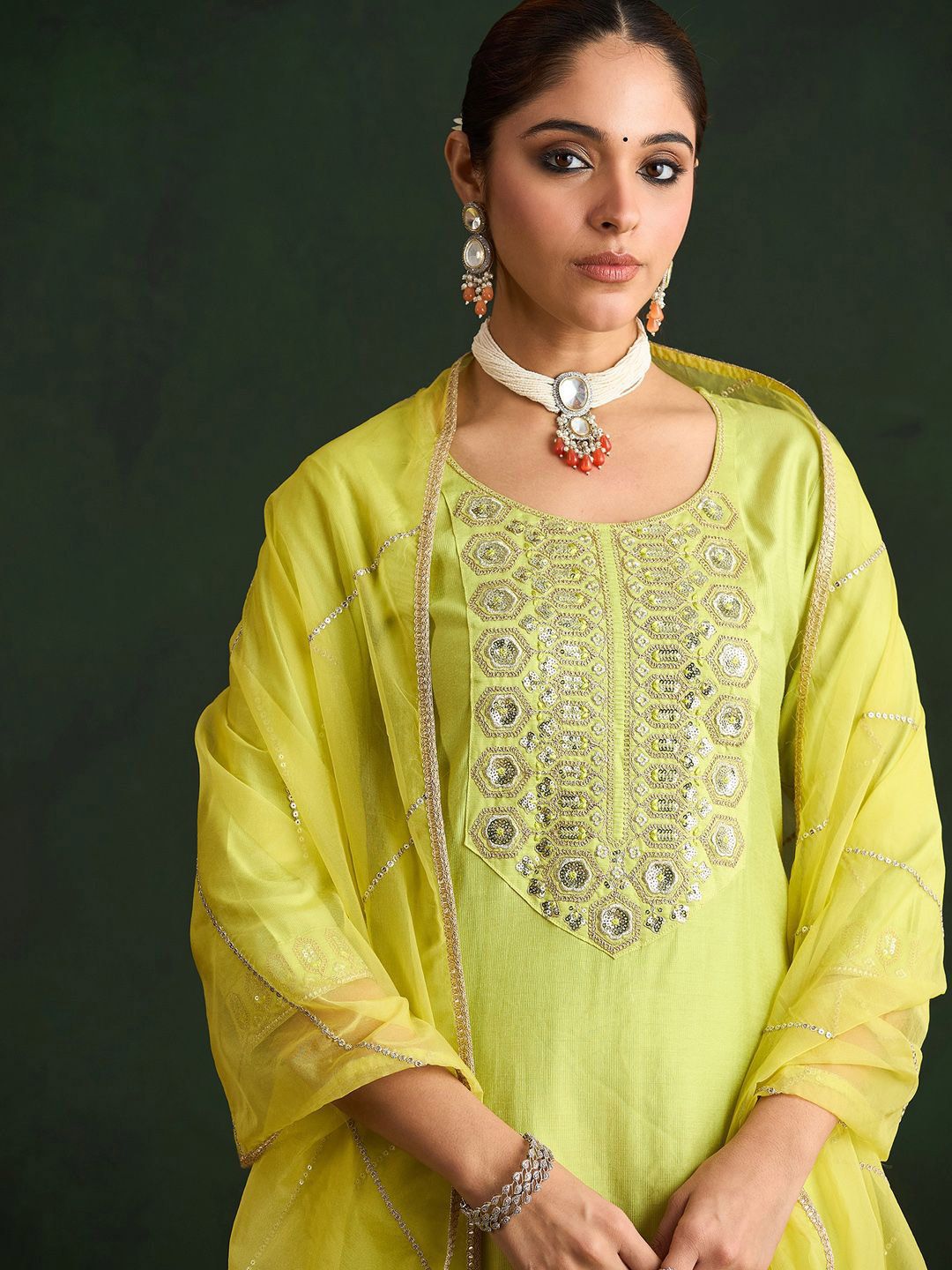 Dhiyona IE Embroidered Liva Straight Kurta With Trousers & Dupatta