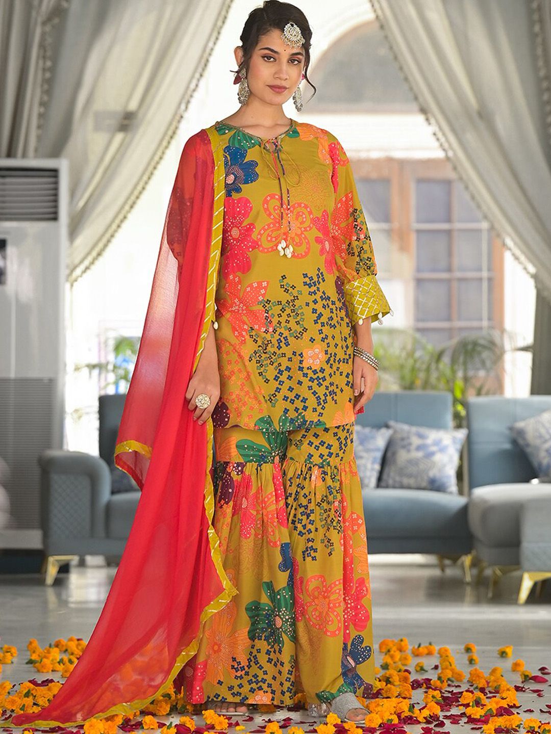 Dhiyona VA Women's Floral Printed Kurti with Sharara & Dupatta