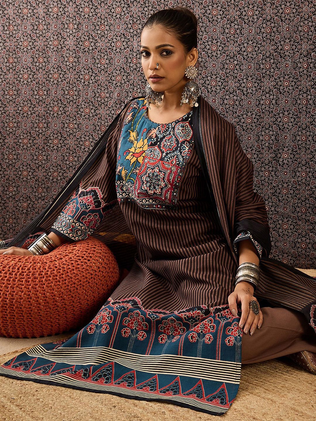 Women Ethnic Motifs Printed Regular Sequinned Pure Cotton Kurta with Trousers & With Dupatta