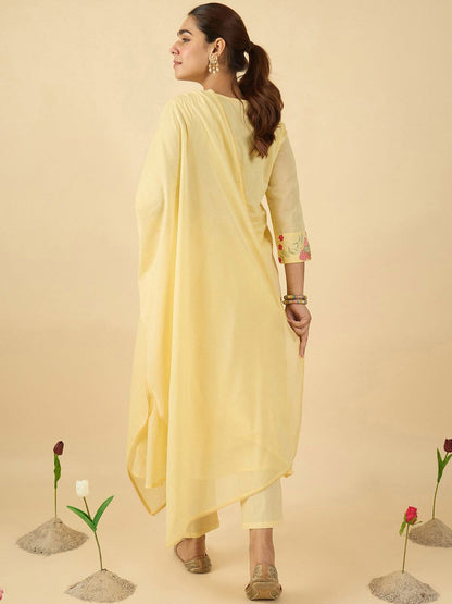 Women Floral Embroidered Cotton Kurta with Trousers & Dupatta
