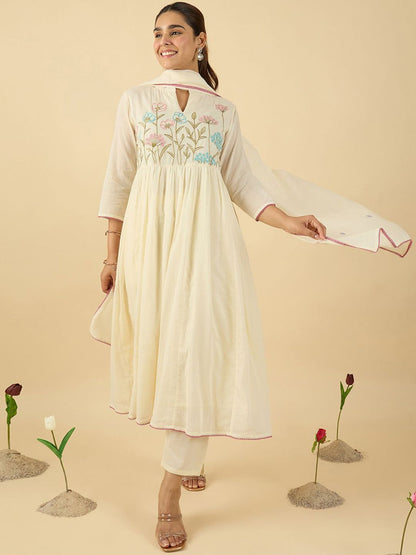 Women Floral Embroidered Cotton Kurta with Trousers & Dupatta