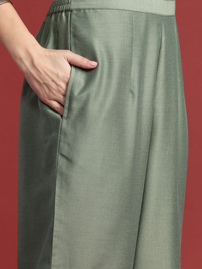 Dhiyona IE Floral Embroidered Thread Work Kurta With Trousers & Dupatta