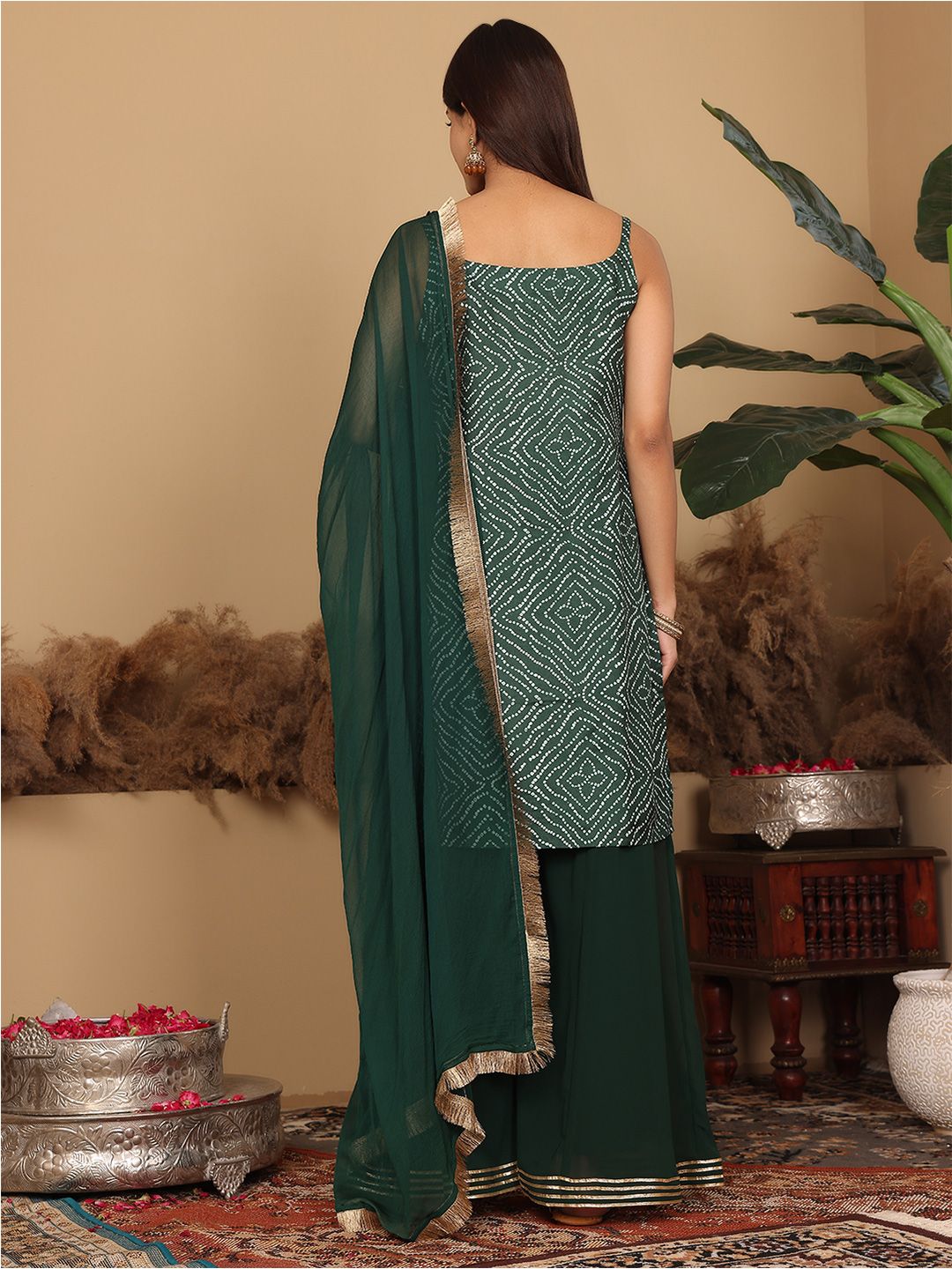 Dhiyona VA Women'sBandhani Gotta Patti Kurta with Sharara & Fringed Dupatta.