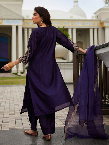 Women Ethnic Motifs Embroidered Panelled Kurta with Trousers & With Dupatta
