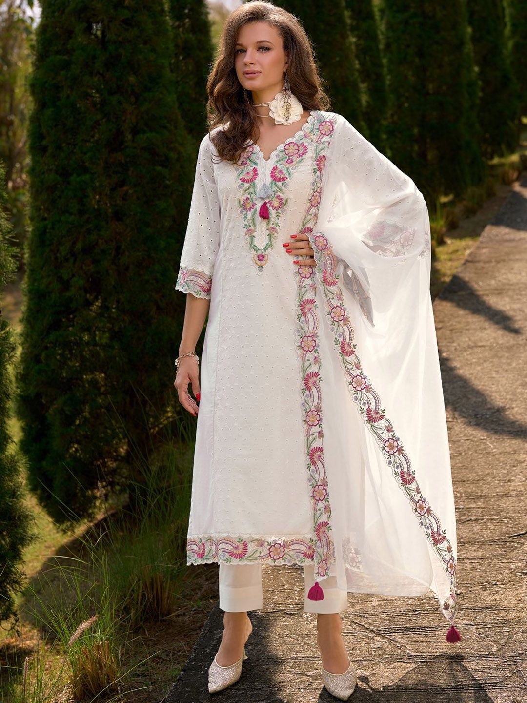 Women Floral Embroidered Regular Sequinned Pure Cotton Kurta & Trousers & Dupatta