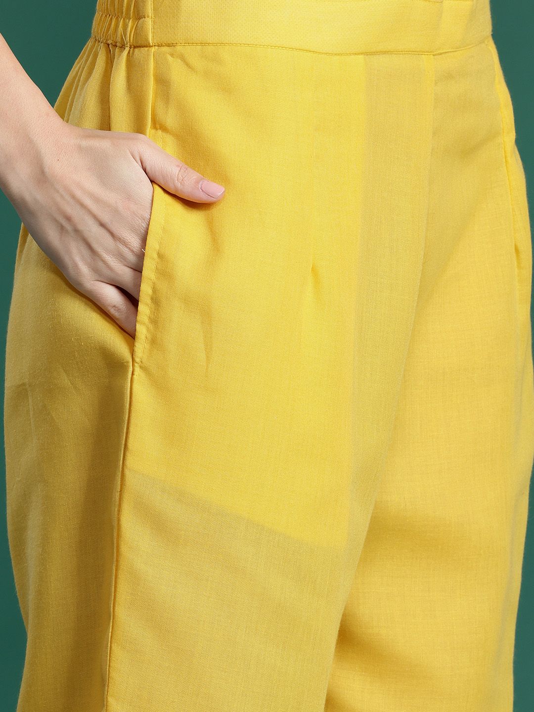 Floral Embroidered Thread Work Linen Kurta with Trousers & With Dupatta