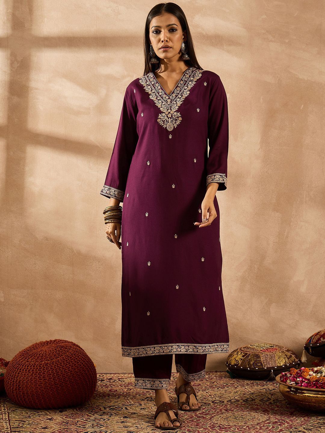 Women Floral Embroidered Regular Kurta with Trousers & With Dupatta