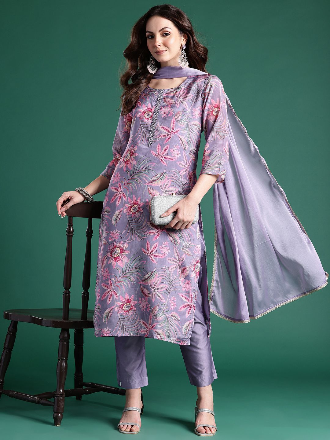 Dhiyona IE Women Floral Printed Regular Mirror Work Kurta with Trousers & With Dupatta
