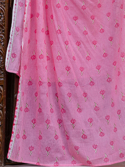 Floral Printed Square Neck Pure Cotton Straight Kurta With Trousers & Dupatta