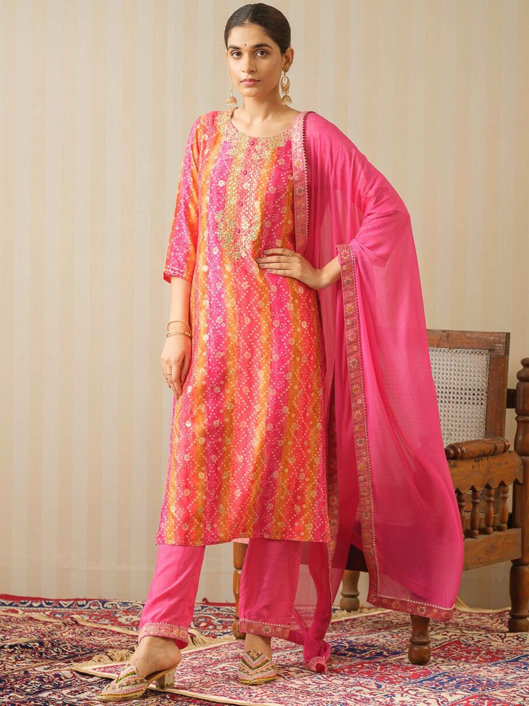 Dhiyona PD Women Pink Bandhani Printed Straight Kurta & Trousers With Dupatta