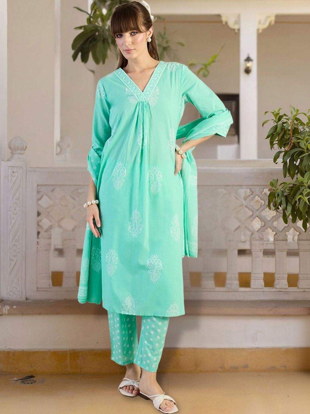 Women Ethnic Motifs Printed Regular Pure Cotton Kurta with Trousers & With Dupatta