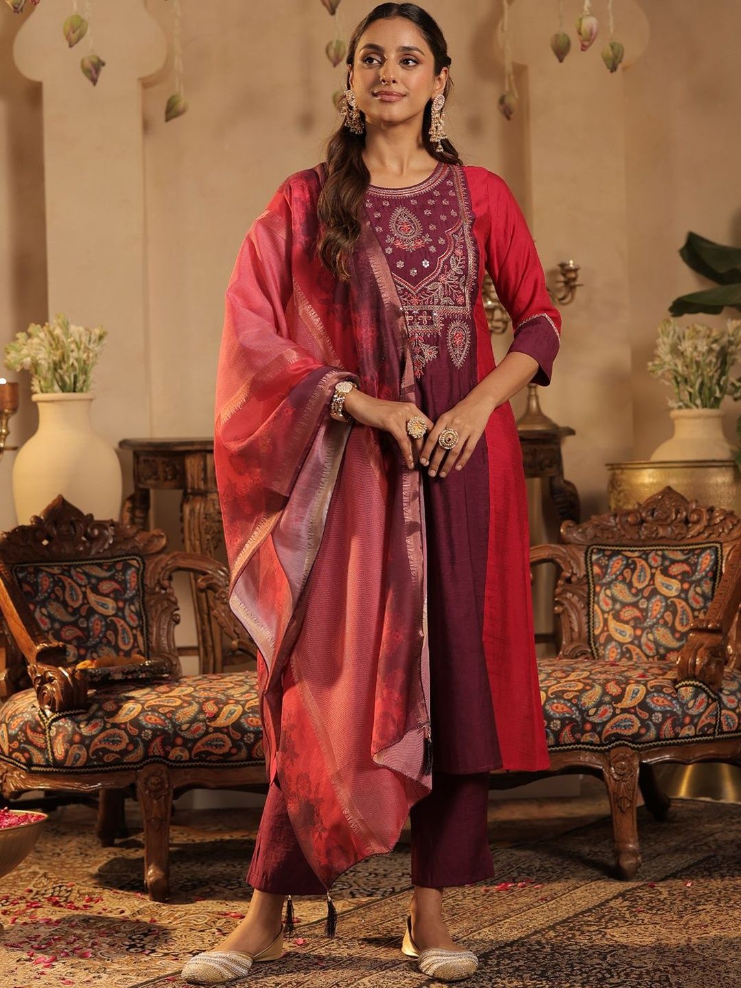 Women Solid Kurta with Trousers & Dupatta