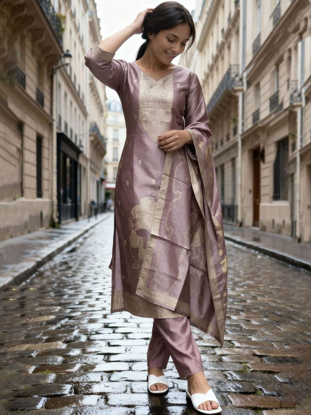 Women Regular Kurta with Trousers & With Dupatta
