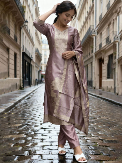 Women Regular Kurta with Trousers & With Dupatta