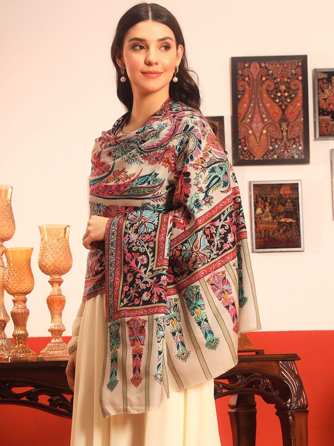 Dhiyona PA Floral Printed Pure Wool Shawl