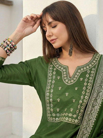 Dhiyona CH Women Ethnic Motifs Embroidered Regular Thread Work Kurta with Trousers & With Dupatta