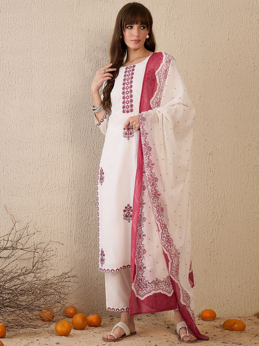 Dhiyona IE Women Floral Embroidered Regular Thread Work Pure Cotton Kurta with Trousers & With Dupatta