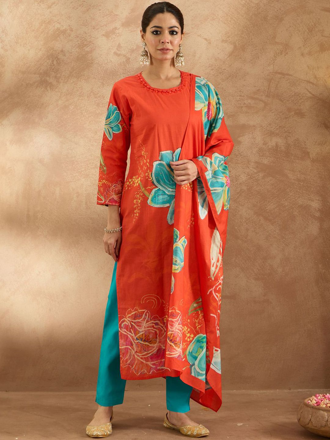 Dhiyona IE Women Floral Printed Regular Pure Cotton Kurta with Trousers & Dupatta