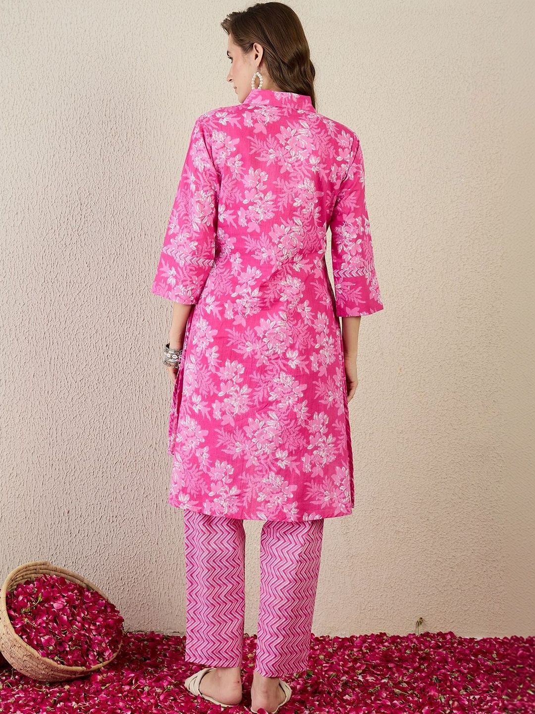 Women Floral Printed Regular Pure Cotton Kurta with Trousers