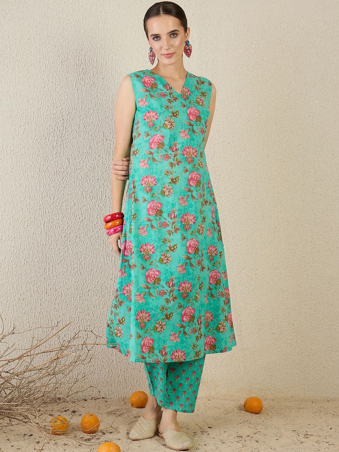 Women Floral Printed Regular Pure Cotton Kurta with Trousers