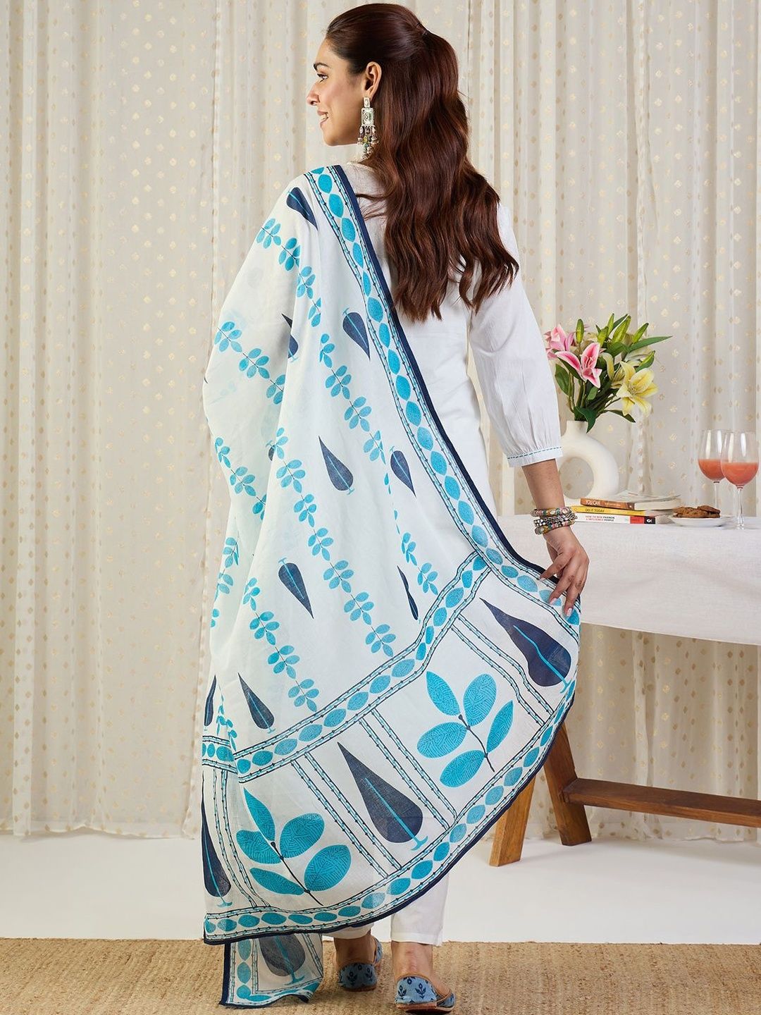 Ethnic Motifs Embroidered Thread Work Pure Cotton Kurta With Trousers & Dupatta