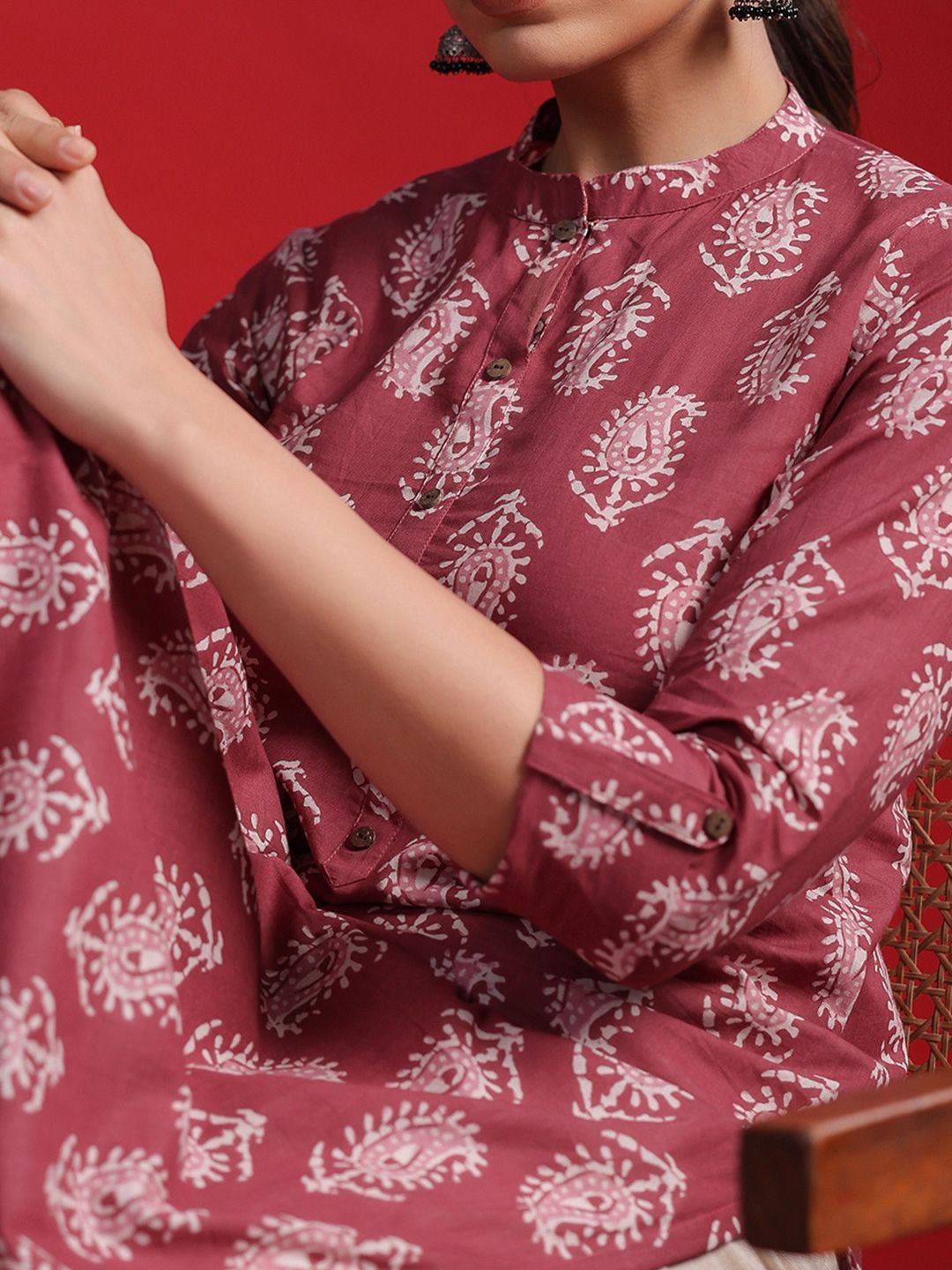 Dhiyona IE Women Ethnic Motifs Embroidered Kurta