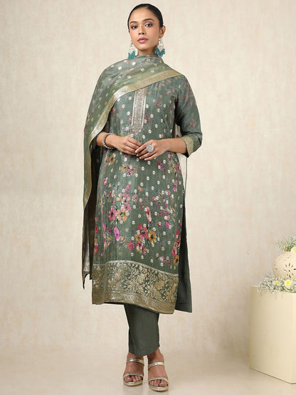 Dhiyona SO Women's Floral Printed Mirror Work Straight Kurta With Trousers & Dupatta