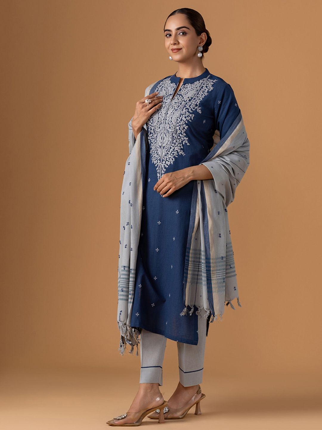 Dhiyona WP Women Ethnic Motifs Embroidered Regular Thread Work Pure Cotton Kurta with Trousers & With Dupatta