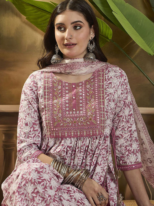 Dhiyona SN Women's Floral Printed Round Neck Kurta Trouser With Dupatta.