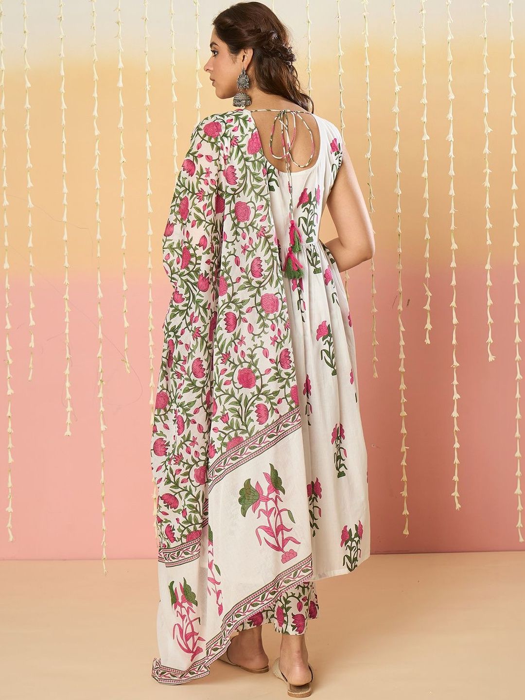 Women Floral Printed Regular Pure Cotton Kurta with Palazzos & With Dupatta