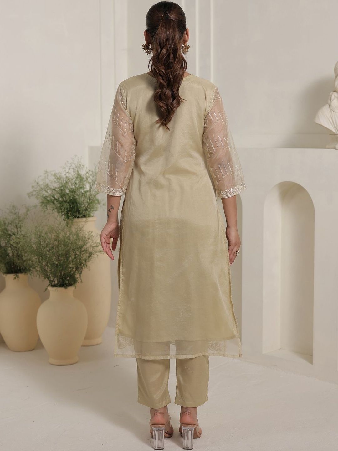 Women Solid Kurta with Trouser