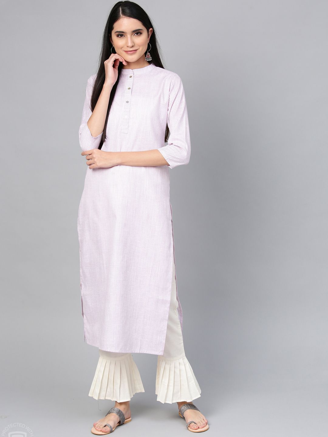Dhiyona IE Women Purple Striped Kurta