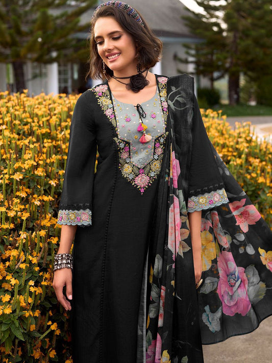 Floral Embroidered Thread Work Pure Cotton Kurta with Trousers & Dupatta