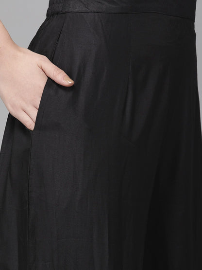 Classic Black And Peach Embroidered Kurta Set