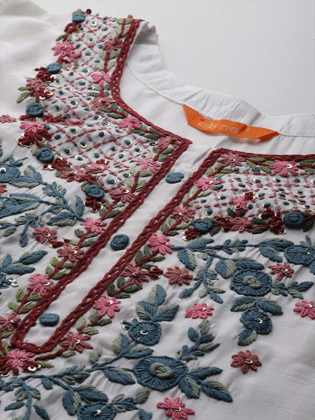 Women Floral Embroidered Thread Work Kurta With Trousers & Dupatta