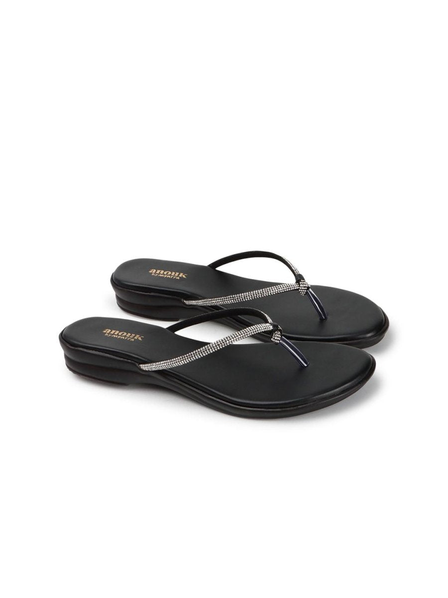 Dhiyona AK Women Embellished T-Strap Flats