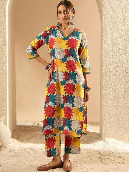 Dhiyona IE Women Floral Printed Regular Pure Cotton Kurta with Trousers