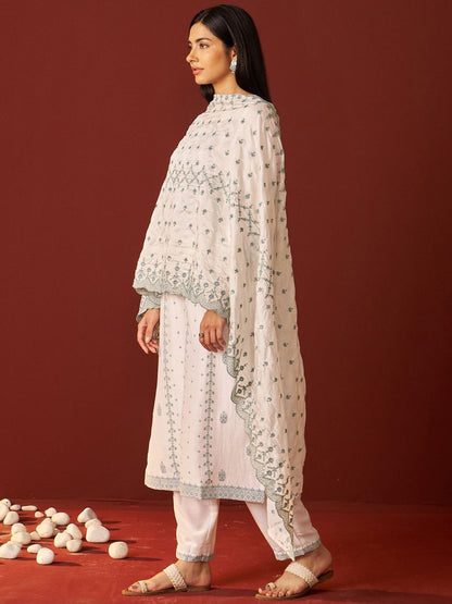 Dhiyona IE Women Floral Yoke Design Kurta with Trousers & Dupatta